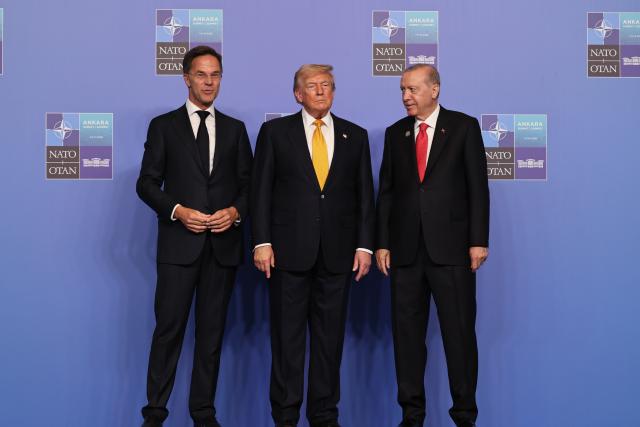 (260708) -- ANKARA, July 8, 2026 (Xinhua) -- NATO Secretary General Mark Rutte (L), Turkish President Recep Tayyip Erdogan (R) and U.S. President Donald Trump pose for photos at the 2026 NATO Summit in Ankara, Türkiye, on July 8, 2026. (Mustafa Kaya/Handout via Xinhua)