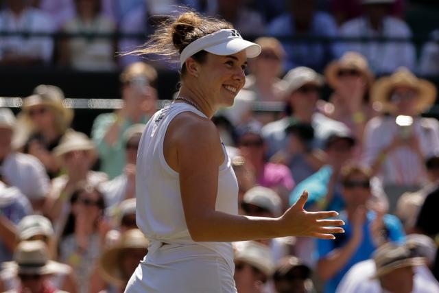 (260709) -- LONDON, July 9, 2026 (Xinhua) -- Linda Noskov of the Czech Republic celebrates after winning the women's singles quarterfinal match against Elise Mertens of Belgium at the Wimbledon Tennis Championships in London, Britain, on July 8, 2026. (Photo by Dinendra Haria/Xinhua)