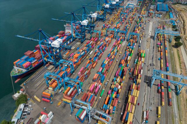 (260709) -- MOMBASA, July 9, 2026 (Xinhua) -- An aerial drone photo taken on July 8, 2026 shows a container ship docking at the Port of Mombasa in Mombasa, Kenya.
  The Port of Mombasa, located on Kenya's southeastern coast along the Indian Ocean, is the largest port in East Africa. (Xinhua/Xie Jianfei)