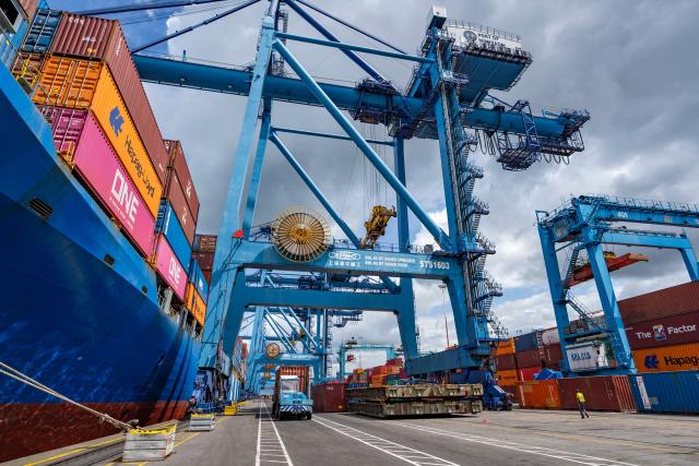 (260709) -- MOMBASA, July 9, 2026 (Xinhua) -- This photo taken on July 8, 2026 shows a view of the Port of Mombasa in Mombasa, Kenya.
  The Port of Mombasa, located on Kenya's southeastern coast along the Indian Ocean, is the largest port in East Africa. (Xinhua/Xie Jianfei)