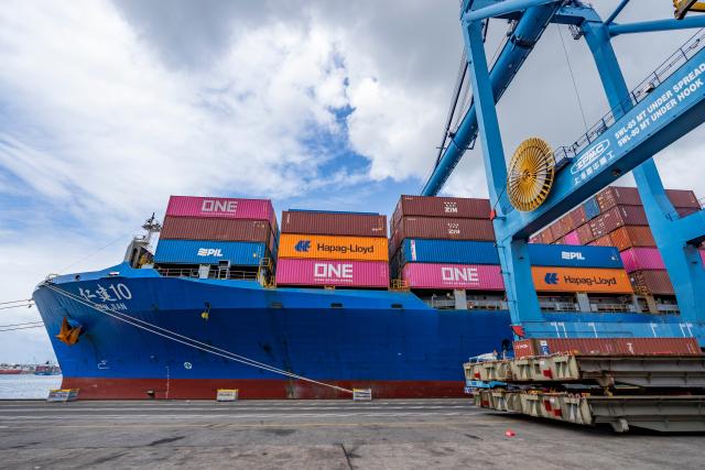 (260709) -- MOMBASA, July 9, 2026 (Xinhua) -- A Chinese container ship docks at the Port of Mombasa in Mombasa, Kenya, July 8, 2026.
  The Port of Mombasa, located on Kenya's southeastern coast along the Indian Ocean, is the largest port in East Africa. (Xinhua/Xie Jianfei)