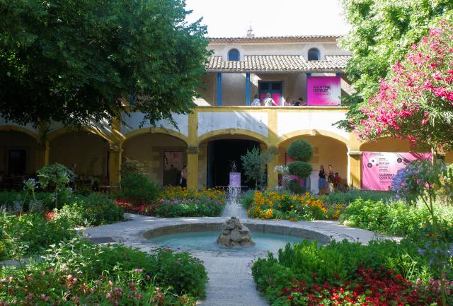 (260709) -- ARLES, July 9, 2026 (Xinhua) -- This photo taken on July 8, 2026 shows Espace Van Gogh, the former hospital where Vincent van Gogh received treatment, in Arles, France. (Xinhua/Wu Huiwo)
