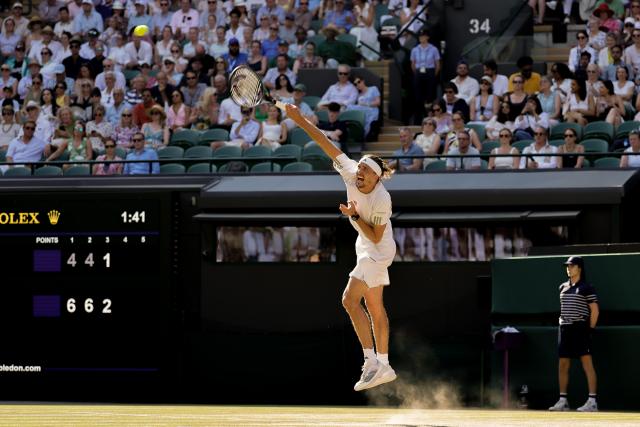 (260709) -- LONDON, July 9, 2026 (Xinhua) -- Alexander Zverev of Germany serves during the men's singles quarterfinal match against Taylor Fritz of the United States at the Wimbledon Tennis Championships in London, Britain, on July 8, 2026. (Photo by Dinendra Haria/Xinhua)