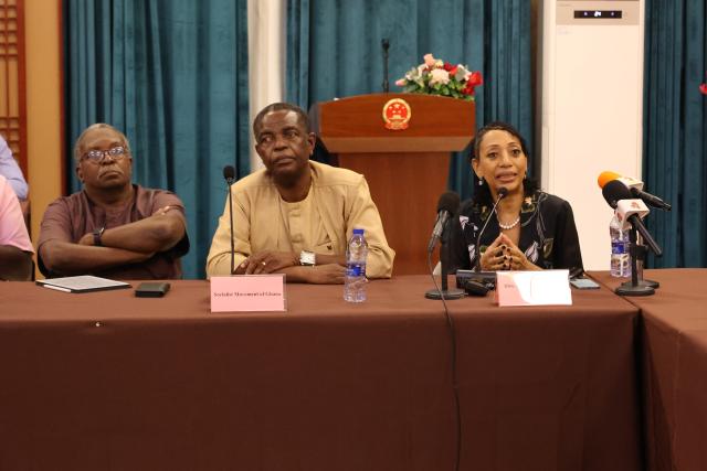 (260709) -- ACCRA, July 9, 2026 (Xinhua) -- Samia Yaba Nkrumah (R), daughter of Ghana's first President Kwame Nkrumah, speaks during an inter-party roundtable organized by the Chinese embassy to mark the 105th anniversary of the Communist Party of China (CPC) in Accra, Ghana, July 7, 2026. TO GO WITH "Roundup: Ghanaian officials, experts hail China-Ghana cooperation at CPC anniversary roundtable" (Photo by Seth/Xinhua)