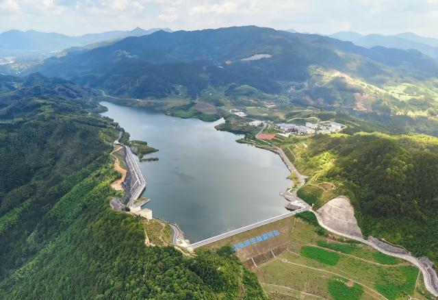 (260709) -- FUZHOU, July 9, 2026 (Xinhua) -- An aerial drone photo taken on June 2, 2026 shows the Zhouning Pumped Storage Power Station in Zhouning County of Ningde City, southeast China's Fujian Province.
  The province of Fujian is rich in high-quality clean energy resources like wind power, solar energy, hydro power and nuclear power.
   In recent years, Fujian has relied on its local clean energy endowment and geographical advantages to build its smart new power grids and develop the region as a major clean energy hub in southeast China. 
    It has accelerated the construction of power transmission channels, steadily upgraded urban and rural distribution networks, promoted the construction of smart micro-grids, continuously revitalized its clean energy advantages, and consolidated the foundation of energy security through the construction of smart new power grids. (Xinhua/Lin Shanchuan)