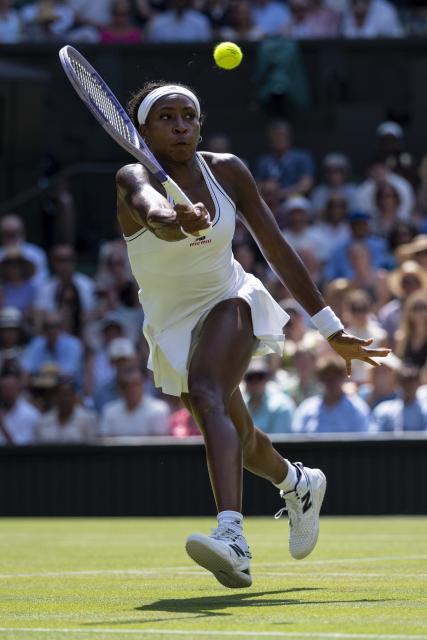 (260710) -- LONDON, July 10, 2026 (Xinhua) -- Coco Gauff of the United States hits a return during the women's semifinal match against Karolina Muchova of the Czech Republic at the Wimbledon Tennis Championships in London, Britain, on July 9, 2026. (Photo by Stephen Chung/Xinhua)