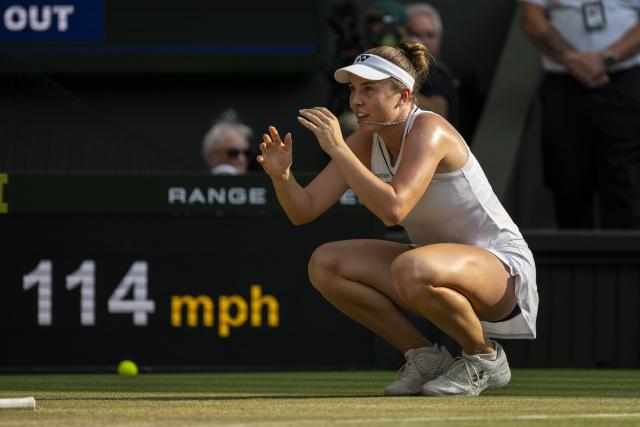 (260710) -- LONDON, July 10, 2026 (Xinhua) -- Linda Noskova of the Czech Republic celebrates after winning the women's semifinal match against Marta Kostyuk of Ukraine at the Wimbledon Tennis Championships in London, Britain, on July 9, 2026. (Photo by Stephen Chung/Xinhua)