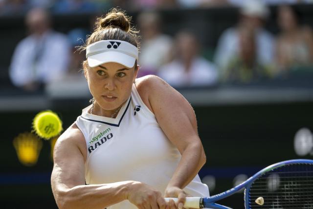 (260710) -- LONDON, July 10, 2026 (Xinhua) -- Linda Noskova of the Czech Republic hits a return during the women's semifinal match against Marta Kostyuk of Ukraine at the Wimbledon Tennis Championships in London, Britain, on July 9, 2026. (Photo by Stephen Chung/Xinhua)