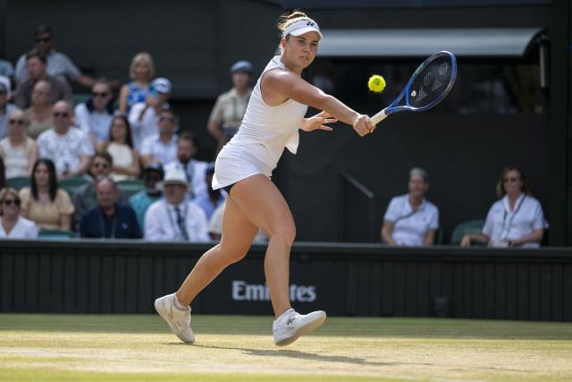 (260710) -- LONDON, July 10, 2026 (Xinhua) -- Linda Noskova of the Czech Republic hits a return during the women's semifinal match against Marta Kostyuk of Ukraine at the Wimbledon Tennis Championships in London, Britain, on July 9, 2026. (Photo by Stephen Chung/Xinhua)