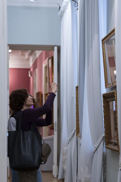 (260710) -- TVER, July 10, 2026 (Xinhua) -- People visit an art gallery in Tver, Russia, July 8, 2026. Tver, capital of Tver Oblast in Russia, is located on the upper reaches of the Volga River, about 180 kilometers by car from Moscow. (Xinhua/Gao Wei)