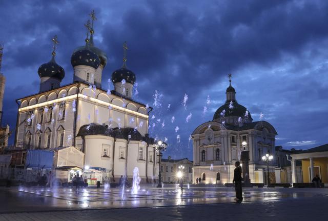 (260710) -- TVER, July 10, 2026 (Xinhua) -- This photo taken on July 8, 2026 shows a night view of Tver, Russia. Tver, capital of Tver Oblast in Russia, is located on the upper reaches of the Volga River, about 180 kilometers by car from Moscow. (Xinhua/Zheng Yue)