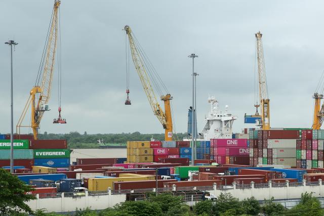 (260710) -- YANGON, July 10, 2026 (Xinhua) -- This photo taken on July 10, 2026 shows a view of a port in Yangon, Myanmar. Myanmar exported over 1 million tons of beans and pulses, maize and sesame seeds in the first three months of the current fiscal year 2026-27, which began in April, earning over 538 million U.S. dollars, according to the Myanmar Pulses, Beans, Maize and Sesame Seeds Merchants Association on Friday. (Xinhua/Myo Kyaw Soe)