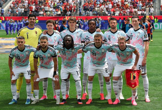 (260711) -- LOS ANGELES, July 11, 2026 (Xinhua) -- Starting players of Belgium pose for group photos before the quarter final match between Spain and Belgium at the 2026 FIFA World Cup at Los Angeles Stadium in Los Angeles, the United States, July 10, 2026. (Xinhua/Bai Xuefei)