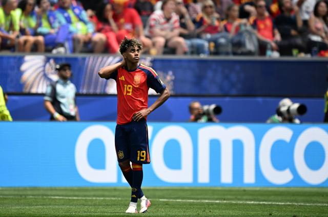 (260711) -- LOS ANGELES, July 11, 2026 (Xinhua) -- Lamine Yamal of Spain reacts during the quarter final match between Spain and Belgium at the 2026 FIFA World Cup at Los Angeles Stadium in Los Angeles, the United States, July 10, 2026. (Xinhua/Wu Xiaoling)