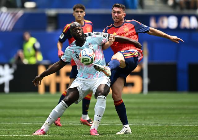 (260711) -- LOS ANGELES, July 11, 2026 (Xinhua) -- Romelu Lukaku (L) of Belgium competes during the quarter final match between Spain and Belgium at the 2026 FIFA World Cup at Los Angeles Stadium in Los Angeles, the United States, July 10, 2026. (Xinhua/Wu Xiaoling)