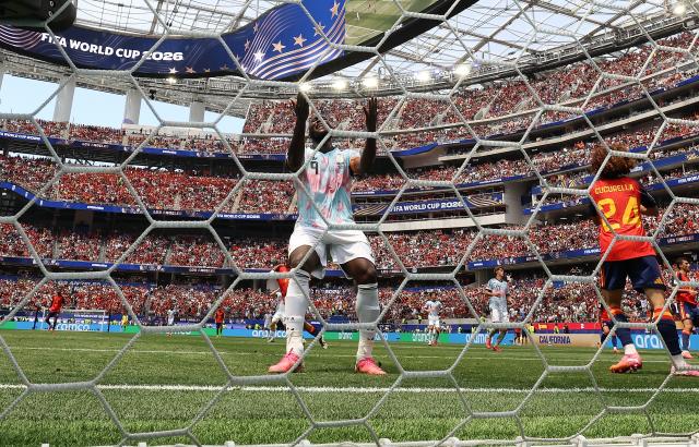 (260711) -- LOS ANGELES, July 11, 2026 (Xinhua) -- Romelu Lukaku (C) of Belgium reacts after missing a chance to score during the quarter final match between Spain and Belgium at the 2026 FIFA World Cup at Los Angeles Stadium in Los Angeles, the United States, July 10, 2026. (Xinhua/Bai Xuefei)