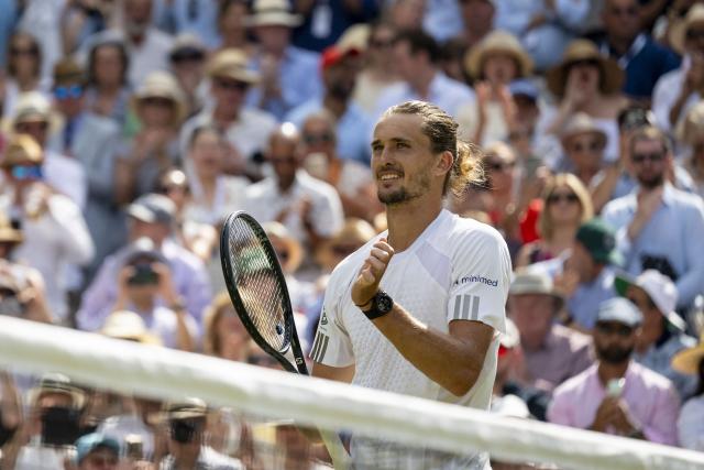 (260711) -- LONDON, July 11, 2026 (Xinhua) -- Alexander Zverev celebrates winning the men's singles semifinal between Arthur Fery of Britain and Alexander Zverev of Germany at the Wimbledon Tennis Championships in London, Britain, on July 10, 2026. (Photo by Stephen Chung/Xinhua)