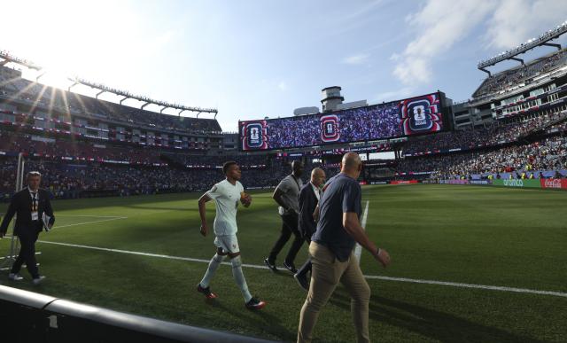 (260711) -- BEIJING, July 11, 2026 (Xinhua) -- Kylian Mbappe (2nd L) of France walks after the quarterfinal match between France and Morocco at the 2026 FIFA World Cup at Boston Stadium in Boston, the United States, July 9, 2026. (Xinhua/Hu Xingyu)