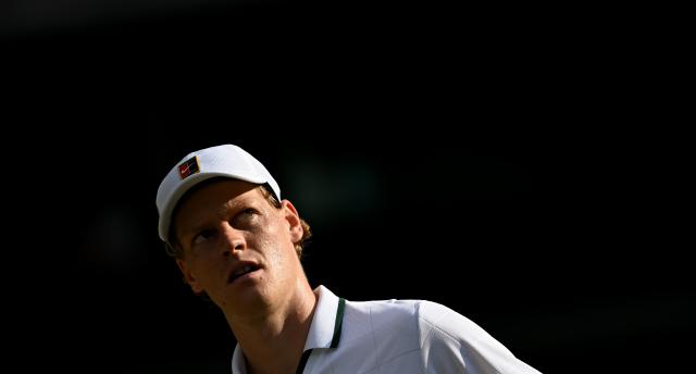 (260711) -- LONDON, July 11, 2026 (Xinhua) -- Jannik Sinner reacts during the men's singles semifinal between Jannik Sinner of Italy and Novak Djokovic of Serbia at the Wimbledon Tennis Championships in London, Britain, on July 10, 2026. (Xinhua/Li Ying)
