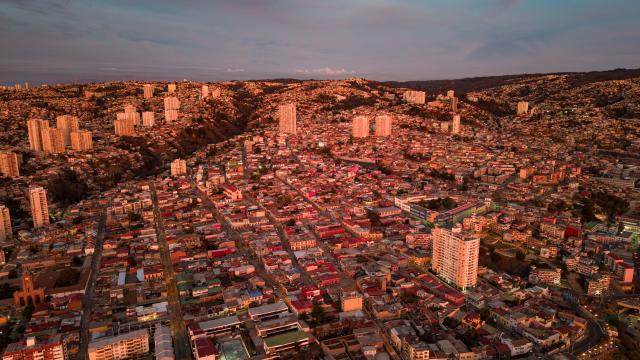 (260711) -- VALPARAISO, July 11, 2026 (Xinhua) -- An aerial drone photo taken on July 10, 2026 shows a city view of Valparaiso, Chile. Valparaiso is one of the country's most important port cities.
   In 2003, the historic quarter of the seaport city of Valparaiso was designated as a World Heritage Site by the United Nations Educational, Scientific and Cultural Organization (UNESCO). (Xinhua/Zhou Jiayi)