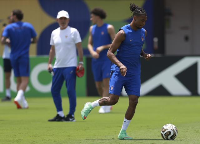 (260714) -- DALLAS, July 14, 2026 (Xinhua) -- Michael Olise of France attends a training session ahead of the semi-final match between France and Spain at the 2026 FIFA World Cup in Dallas, the United States, on July 13, 2026. (Xinhua/Hu Xingyu)