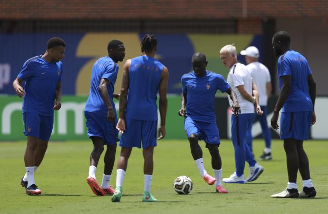 (260714) -- DALLAS, July 14, 2026 (Xinhua) -- Players of France attend a training session ahead of the semi-final match between France and Spain at the 2026 FIFA World Cup in Dallas, the United States, on July 13, 2026. (Xinhua/Hu Xingyu)