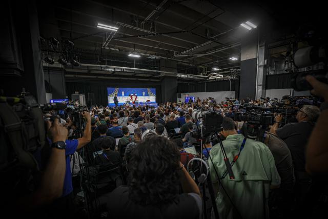 (260714) -- DALLAS, July 14, 2026 (Xinhua) -- Lamine Yamal of Spain attends a press conference ahead of the semi-final match between France and Spain at the 2026 FIFA World Cup in Dallas, the United States, on July 13, 2026. (Xinhua/Hu Xingyu)