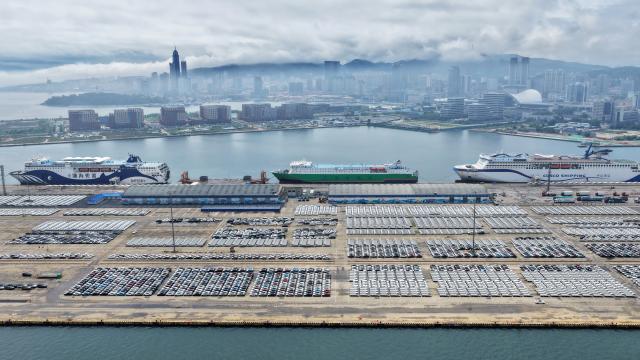 (260714) -- BEIJING, July 14, 2026 (Xinhua) -- An aerial drone photo taken on July 14, 2026 shows domestic brand vehicles for export at Yantai Port in east China's Shandong Province. China's foreign trade jumped 16.9 percent year on year in the first half of 2026 (H1) to 25.47 trillion yuan (about 3.75 trillion U.S. dollars), marking the first time the figure has exceeded 25 trillion yuan for the same period, official data showed Tuesday.
  China retains its position as the world's largest goods trader amid the robust performance, according to the data from the General Administration of Customs (GAC). (Photo by Tang Ke/Xinhua)