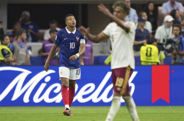 (260715) -- DALLAS, July 15, 2026 (Xinhua) -- Kylian Mbappe of France reacts after the semifinal match between France and Spain at the 2026 FIFA World Cup at Dallas Stadium in Dallas, the United States, July 14, 2026. (Xinhua/Huang Zongzhi)