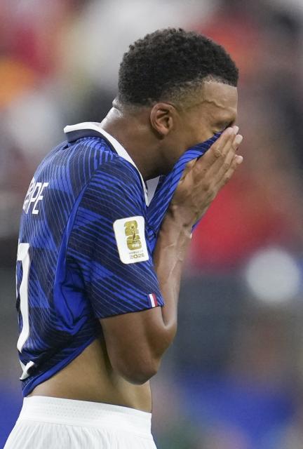 (260715) -- DALLAS, July 15, 2026 (Xinhua) -- Kylian Mbappe of France reacts after the semifinal match between France and Spain at the 2026 FIFA World Cup at Dallas Stadium in Dallas, the United States, July 14, 2026. (Xinhua/Wu Xiaoling)