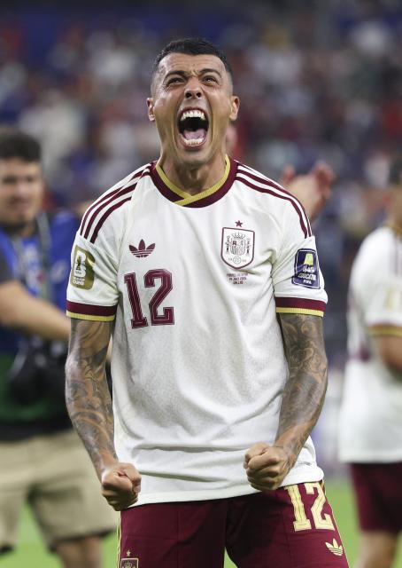 (260715) -- DALLAS, July 15, 2026 (Xinhua) -- Pedro Porro of Spain celebrates after the semifinal match between France and Spain at the 2026 FIFA World Cup at Dallas Stadium in Dallas, the United States, July 14, 2026. (Xinhua/Xu Zijian)