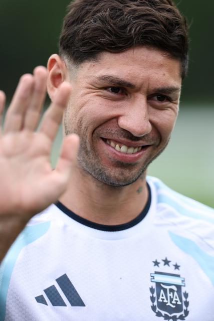 (260715) -- MARIETTA, July 15, 2026 (Xinhua) -- Gonzalo Montiel of Argentina receives an interview before a training session ahead of the semifinal match between Argentina and England at the 2026 FIFA World Cup in Marietta, Georgia, the United States, on July 14, 2026. (Xinhua/Li Ming)