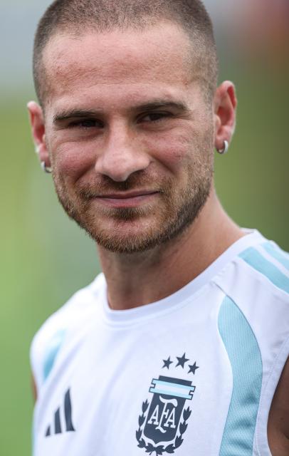 (260715) -- MARIETTA, July 15, 2026 (Xinhua) -- Alexis Mac Allister of Argentina receives an interview before a training session ahead of the semifinal match between Argentina and England at the 2026 FIFA World Cup in Marietta, Georgia, the United States, on July 14, 2026. (Xinhua/Li Ming)