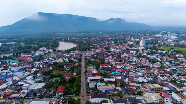 (260715) -- PAKSE, July 15, 2026 (Xinhua) -- An aerial photo taken on July 14, 2026 shows a view of Pakse city in Champasak Province, Laos. Pakse, the capital of Champasak Province, serves as a major economic and transportation hub in southern Laos. (Photo by Kaikeo Saiyasane/Xinhua)