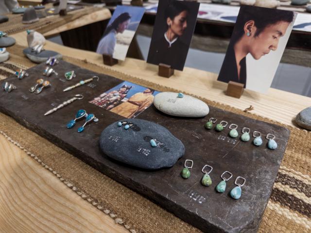 (260715) -- CHENGDU, July 15, 2026 (Xinhua) -- This photo taken on April 11, 2026 shows jewelry featuring Tibetan cultural elements at a shop of Jiaru, a Chengdu-based lifestyle brand, in Chengdu, southwest China's Sichuan Province. TO GO WITH "China Focus: From plateau to Paris: New generation giving Tibetan crafts new life" (Xinhua/Tang Wenhao)