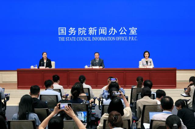 (260715) -- BEIJING, July 15, 2026 (Xinhua) -- The State Council Information Office (SCIO) holds a press conference on China's economic performance in the first half of 2026 in Beijing, capital of China, July 15, 2026. (Xinhua/Yin Gang)
