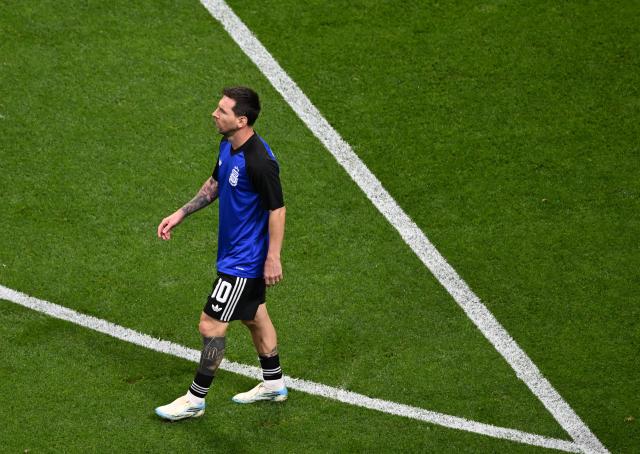 (260716) -- ATLANTA, July 16, 2026 (Xinhua) -- Lionel Messi of Argentina reacts before the semifinal match between Argentina and England at the 2026 FIFA World Cup at Atlanta Stadium in Atlanta, the United States, July 15, 2026. (Xinhua/Xiao Yijiu)