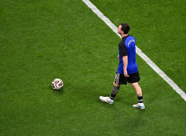 (260716) -- ATLANTA, July 16, 2026 (Xinhua) -- Lionel Messi of Argentina reacts before the semifinal match between Argentina and England at the 2026 FIFA World Cup at Atlanta Stadium in Atlanta, the United States, July 15, 2026. (Xinhua/Xiao Yijiu)