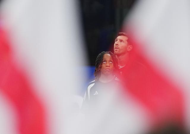 (260716) -- ATLANTA, July 16, 2026 (Xinhua) -- Lionel Messi of Argentina is seen before the semifinal match between Argentina and England at the 2026 FIFA World Cup at Atlanta Stadium in Atlanta, the United States, July 15, 2026. (Xinhua/Xu Chang)