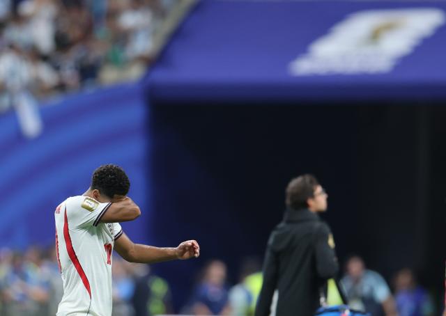(260716) -- ATLANTA, July 16, 2026 (Xinhua) -- Jude Bellingham of England reacts after the semifinal match between Argentina and England at the 2026 FIFA World Cup at Atlanta Stadium in Atlanta, the United States, July 15, 2026. (Xinhua/Cao Can)