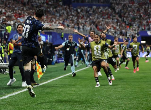 (260716) -- ATLANTA, July 16, 2026 (Xinhua) -- Lionel Messi of Argentina celebrates as Lautaro Martinez of Argentina scores during the semifinal match between Argentina and England at the 2026 FIFA World Cup at Atlanta Stadium in Atlanta, the United States, July 15, 2026. (Xinhua/Li Ming)