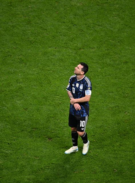 (260716) -- ATLANTA, July 16, 2026 (Xinhua) -- Lionel Messi of Argentina reacts during the semifinal match between Argentina and England at the 2026 FIFA World Cup at Atlanta Stadium in Atlanta, the United States, July 15, 2026. (Xinhua/Xiao Yijiu)