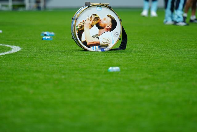 (260716) -- ATLANTA, July 16, 2026 (Xinhua) -- A drum is seen after the semifinal match between Argentina and England at the 2026 FIFA World Cup at Atlanta Stadium in Atlanta, the United States, July 15, 2026. (Xinhua/Jia Haocheng)