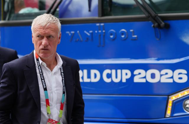 (260719) -- MIAMI, July 19, 2026 (Xinhua) -- Didier Deschamps, head coach of France, arrives for the bronze final match between France and England at the 2026 FIFA World Cup in Miami, the United States, July 18, 2026. (Xinhua/Hu Xingyu)