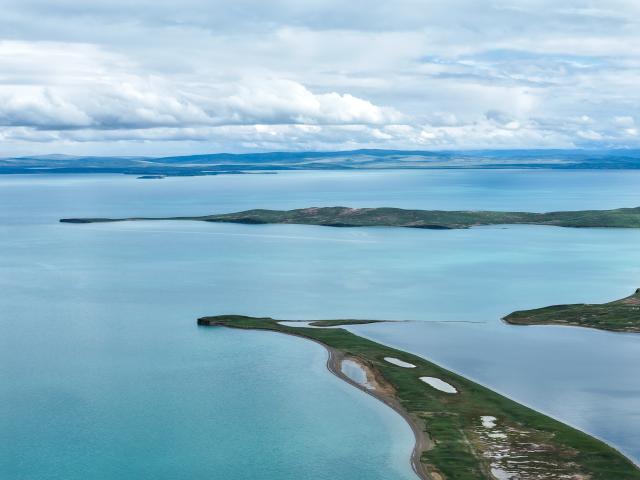 (260719) -- XINING, July 19, 2026 (Xinhua) -- An aerial drone photo taken on July 12, 2026 shows a view of the Ngoring Lake in Golog Tibetan Autonomous Prefecture of northwest China's Qinghai Province. (Xinhua/Zhang Long)
