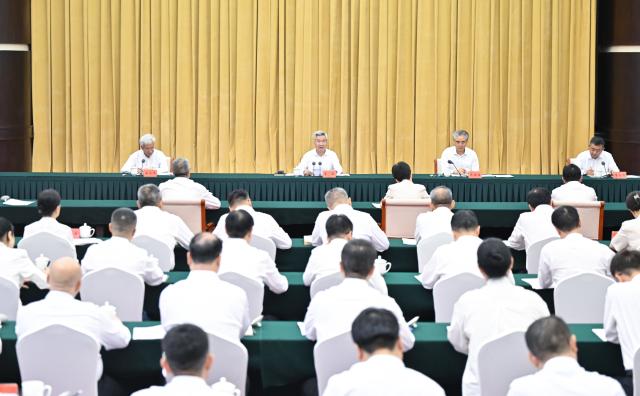 (260719) -- CHONGQING, July 19, 2026 (Xinhua) -- Li Xi, a member of the Standing Committee of the Political Bureau of the Communist Party of China (CPC) Central Committee and secretary of the CPC Central Commission for Discipline Inspection, presides over a symposium in southwest China's Chongqing Municipality, July 17, 2026. Li made an inspection tour in southwest China's Chongqing Municipality from Wednesday to Friday. (Xinhua/Yue Yuewei)