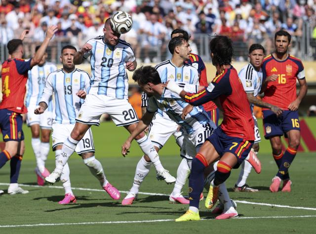 (260720) -- NEW JERSEY, July 20, 2026 (Xinhua) -- Alexis Mac Allister (3rd L) of Argentina heads the ball during the final match between Spain and Argentina at the 2026 FIFA World Cup at the New York New Jersey Stadium, the United States, July 19, 2026. (Xinhua/Cao Can)