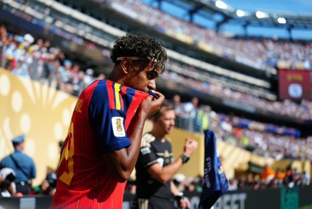 (260720) -- NEW JERSEY, July 20, 2026 (Xinhua) -- Lamine Yamal of Spain reacts during the final match between Spain and Argentina at the 2026 FIFA World Cup at the New York New Jersey Stadium, the United States, July 19, 2026. (Xinhua/Jia Haocheng)