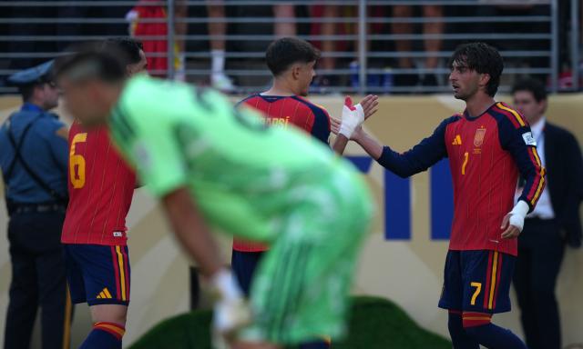 (260720) -- NEW JERSEY, July 20, 2026 (Xinhua) -- Ferran Torres (R) of Spain celebrates scoring during the final match between Spain and Argentina at the 2026 FIFA World Cup at the New York New Jersey Stadium, the United States, July 19, 2026. (Xinhua/Huang Zongzhi)