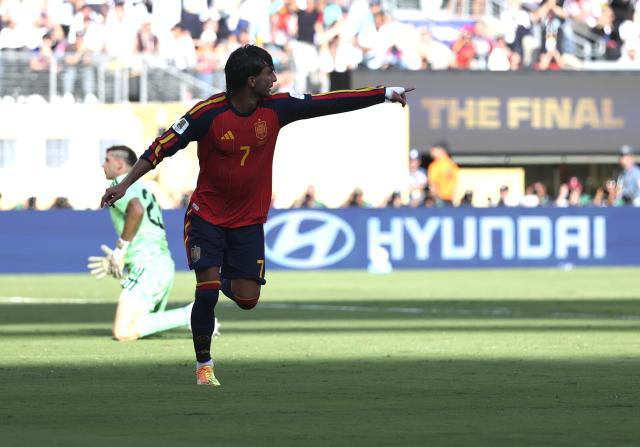 (260720) -- NEW JERSEY, July 20, 2026 (Xinhua) -- Ferran Torres of Spain celebrates during the final match between Spain and Argentina at the 2026 FIFA World Cup at the New York New Jersey Stadium, the United States, July 19, 2026. (Xinhua/Cao Can)